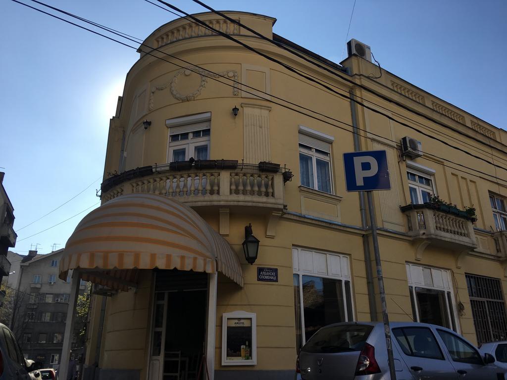 99 Muses Apartments Dordegol Buitenkant foto